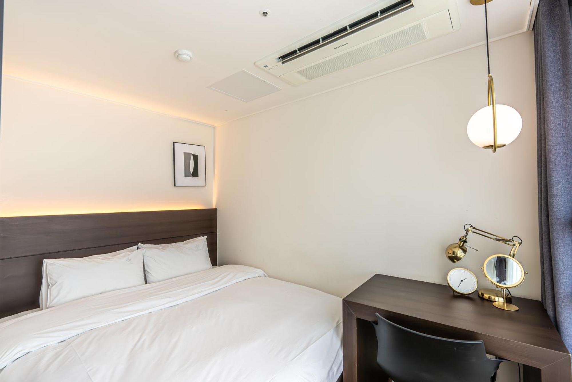 Hotel The Grang Jungmun 西归浦市 外观 照片
