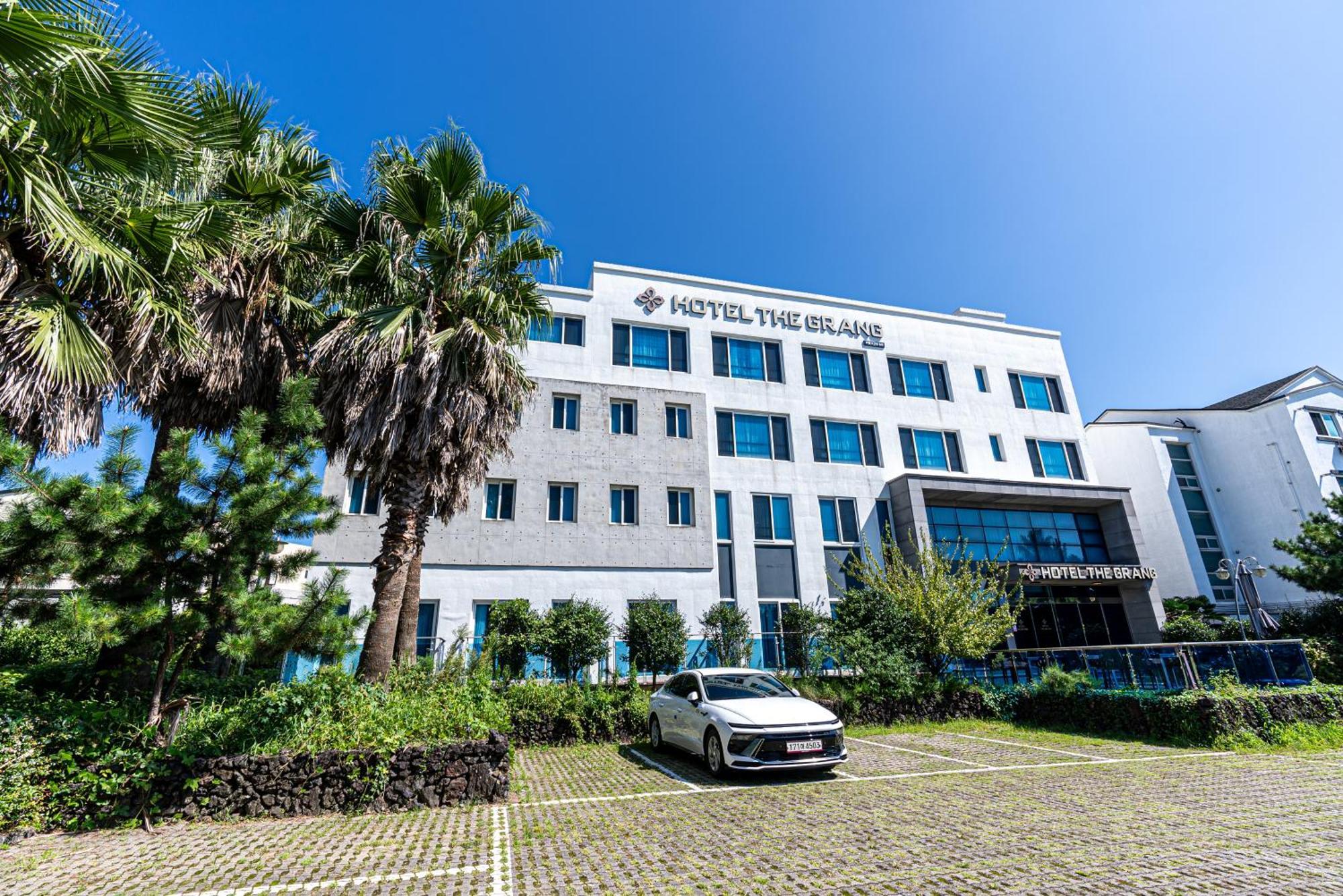 Hotel The Grang Jungmun 西归浦市 外观 照片