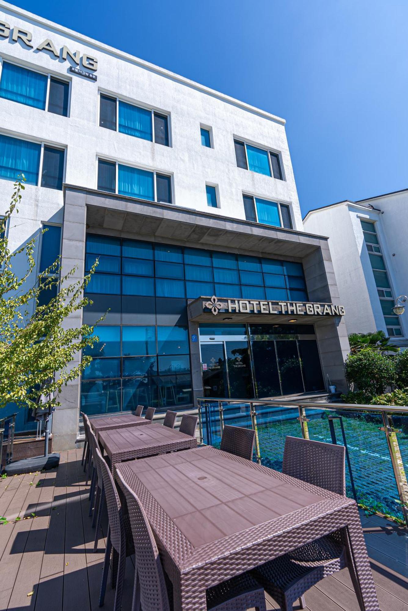 Hotel The Grang Jungmun 西归浦市 外观 照片